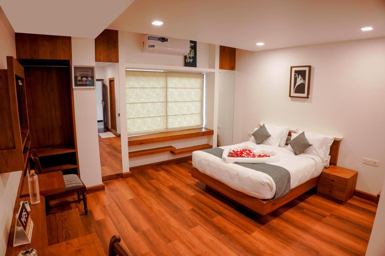 Mpsroyalsuites Perintalmanna Εξωτερικό φωτογραφία